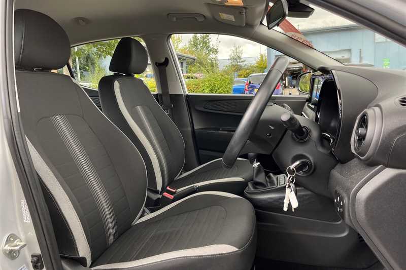 Used Hyundai i10 2021 for sale - 76530474: Photo 23