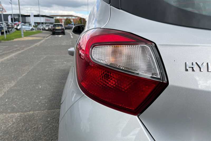 Used Hyundai i10 2021 for sale - 76530474: Photo 33