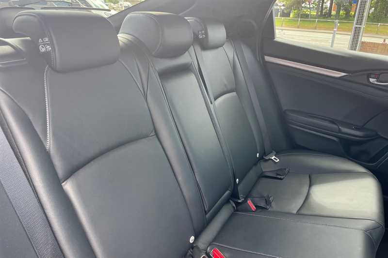 Used Honda Civic 2021 for sale - 76490248: Photo 24