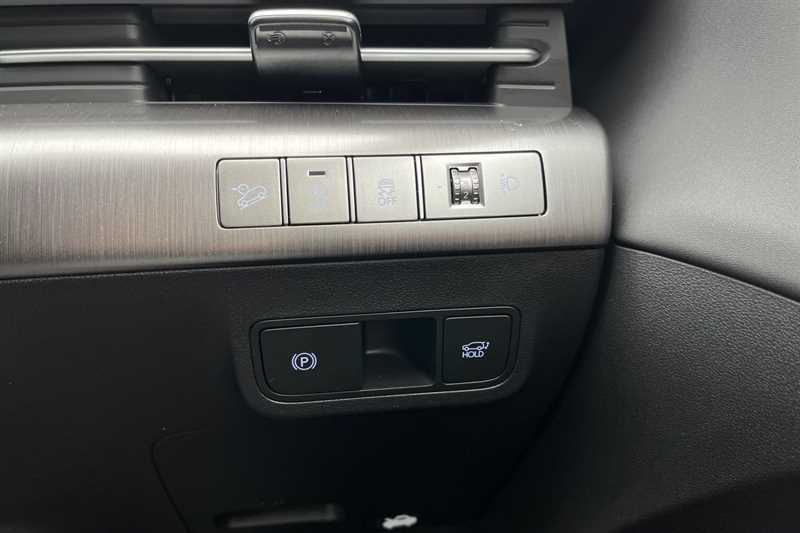 Used Hyundai KONA 2025 for sale - 76876919: Photo 40