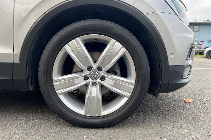 Used Volkswagen Tiguan 2020 for sale - 76806009: Photo 9