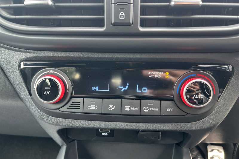 Used Hyundai i10 2022 for sale - 76530811: Photo 15