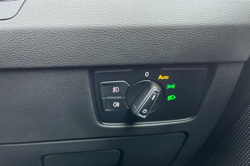 Used Volkswagen Golf 2019 for sale - 77445127: Photo 38