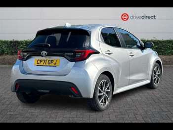 Used Toyota Yaris 2022 for sale - 74753461: Photo