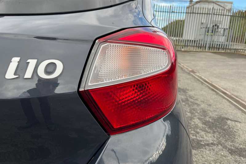 Used Hyundai i10 2023 for sale - 76524692: Photo 32