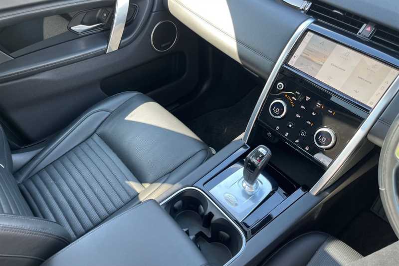 Used Land Rover Discovery Sport 2021 for sale - 76462628: Photo 14
