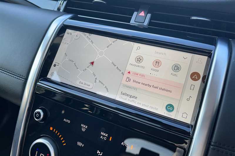 Used Land Rover Discovery Sport 2021 for sale - 76462628: Photo 18