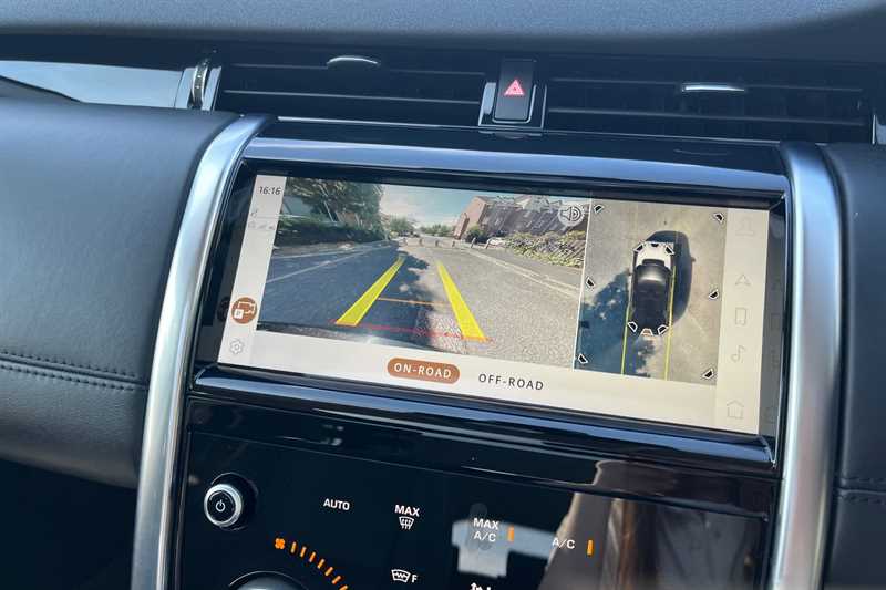 Used Land Rover Discovery Sport 2021 for sale - 76462628: Photo 19