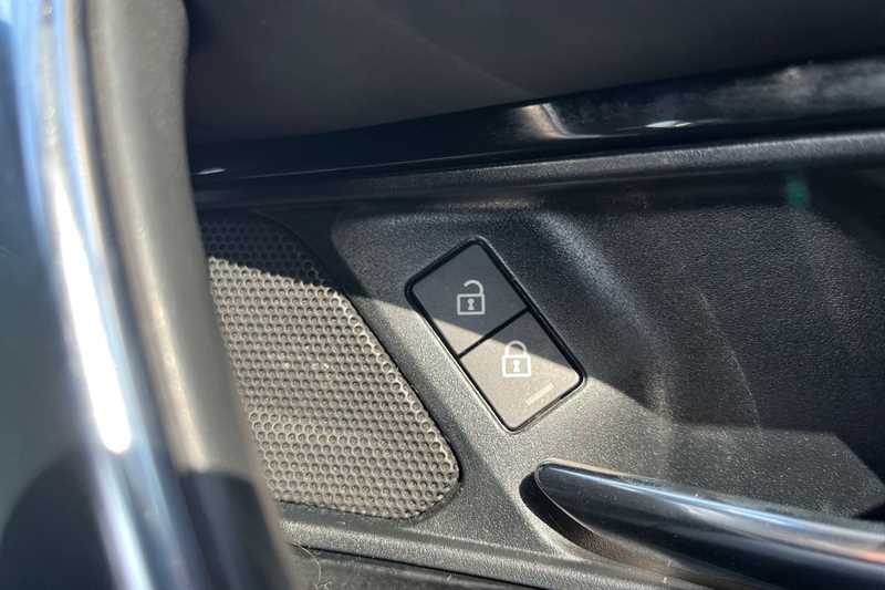 Used Land Rover Discovery Sport 2021 for sale - 76462628: Photo 40