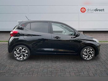 Used Hyundai i10 2022 for sale - 76504205: Photo