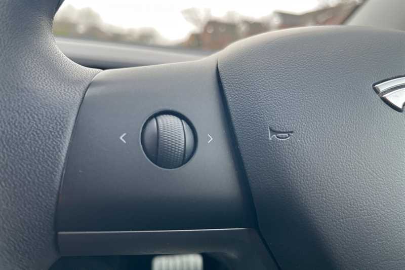 Used Tesla Model 3 2020 for sale - 77486900: Photo 21