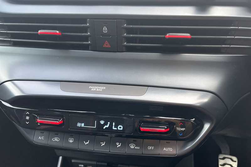 Used Hyundai i20 2024 for sale - 76530339: Photo 15