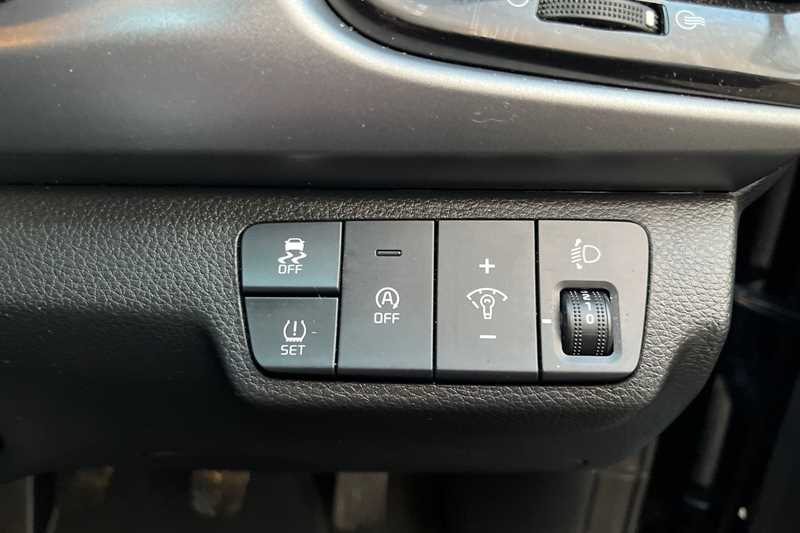 Used Kia Rio 2023 for sale - 78189093: Photo 40