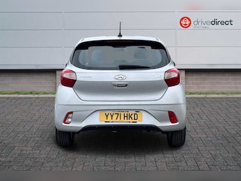 Used Hyundai i10 2021 for sale - 76525161: Photo
