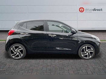 Used Hyundai i10 2024 for sale - 76956029: Photo