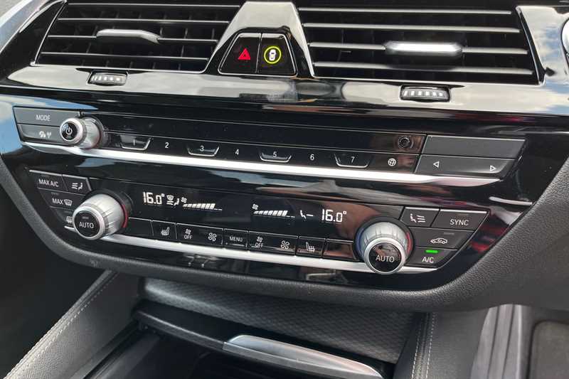 Used BMW 5 Series 2021 for sale - 77310110: Photo 15