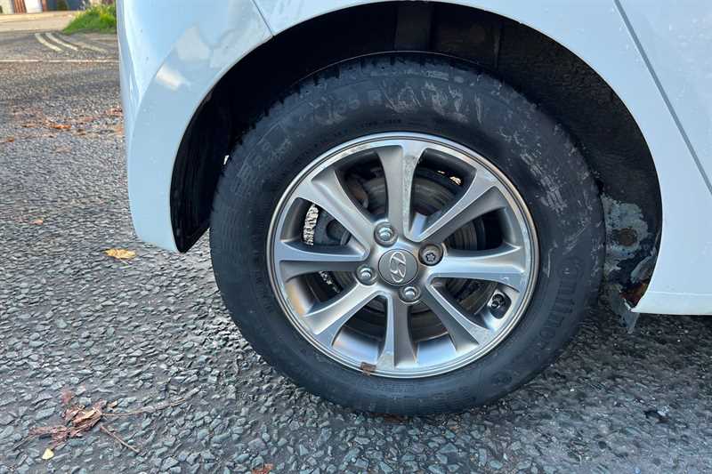 Used Hyundai i10 2016 for sale - 76362504: Photo 10