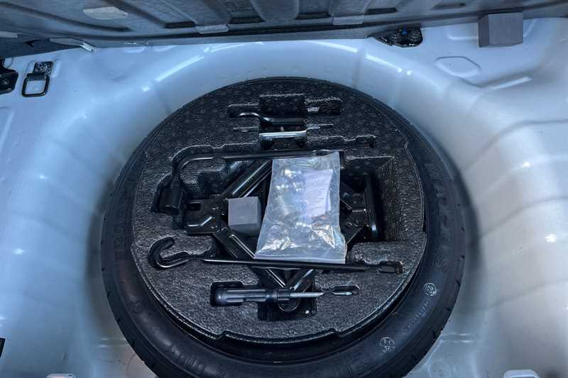 Used Hyundai i10 2016 for sale - 76362504: Photo 37