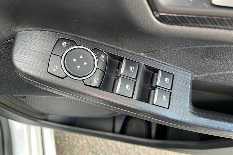 Used Ford Kuga 2022 for sale - 77430159: Photo 16