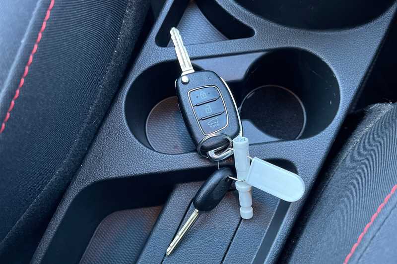 Used Hyundai i10 2022 for sale - 77335290: Photo 36