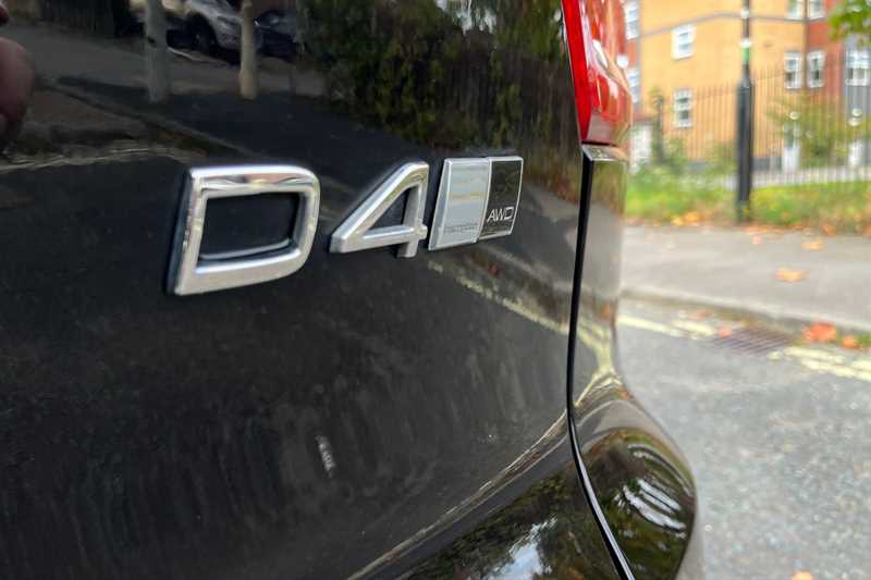 Used Volvo XC40 2018 for sale - 77402071: Photo 32