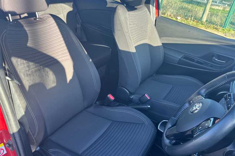 Used Toyota Yaris 2016 for sale - 77316887: Photo 23