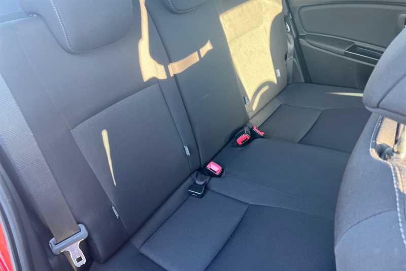 Used Toyota Yaris 2016 for sale - 77316887: Photo 24