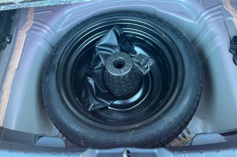 Used Toyota Yaris 2016 for sale - 77316887: Photo 37