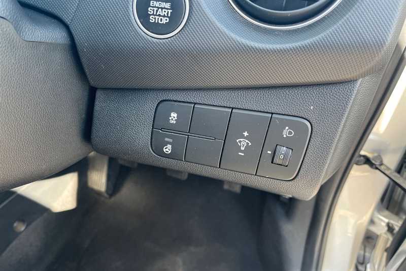 Used Hyundai i10 2019 for sale - 78160314: Photo 38