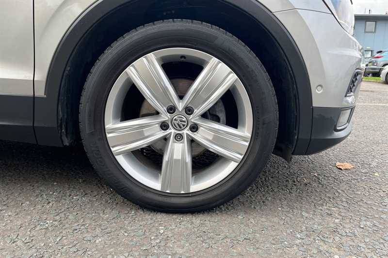 Used Volkswagen Tiguan for sale - 76463641: Photo 12