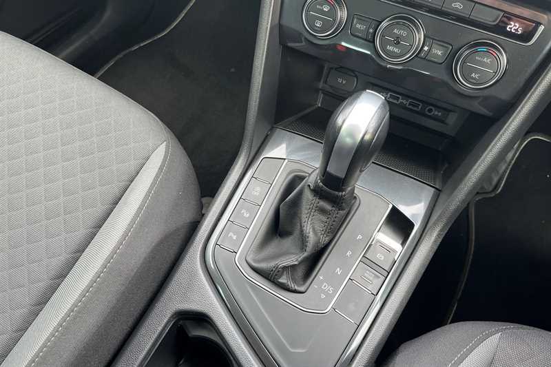 Used Volkswagen Tiguan for sale - 76463641: Photo 14