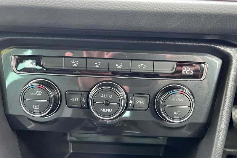 Used Volkswagen Tiguan for sale - 76463641: Photo 15