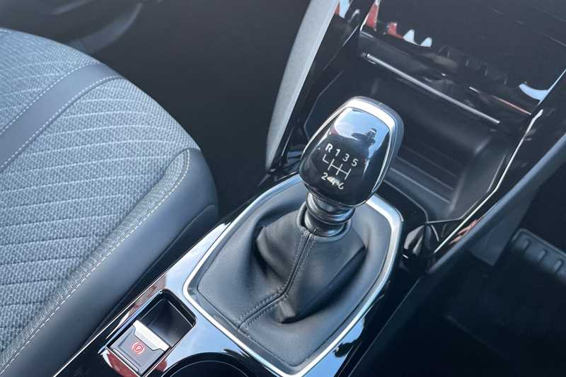 Used Peugeot 2008 2023 for sale - 77122738: Photo 14