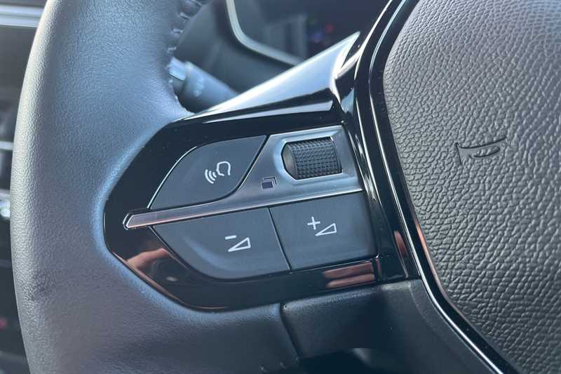 Used Peugeot 2008 2023 for sale - 77122738: Photo 21