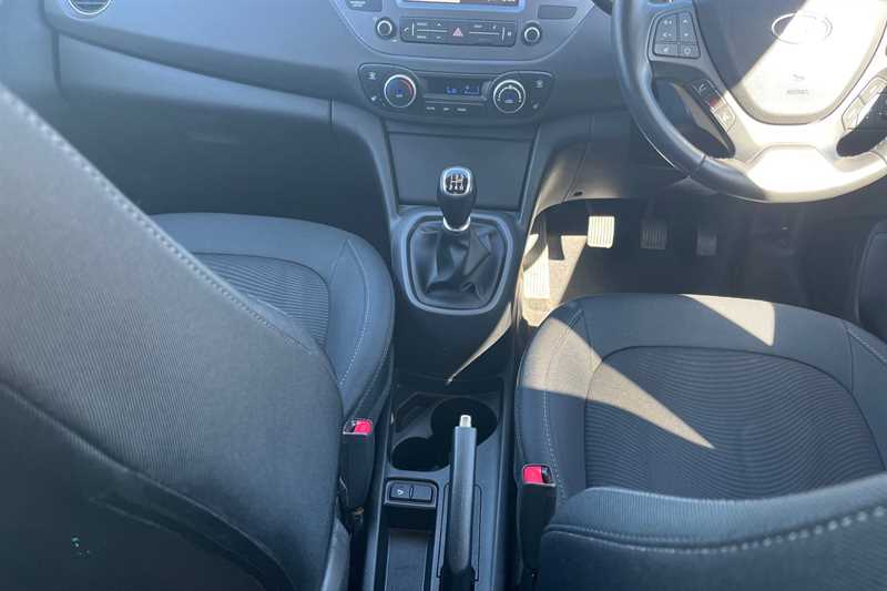 Used Hyundai i10 2019 for sale - 78131305: Photo 14