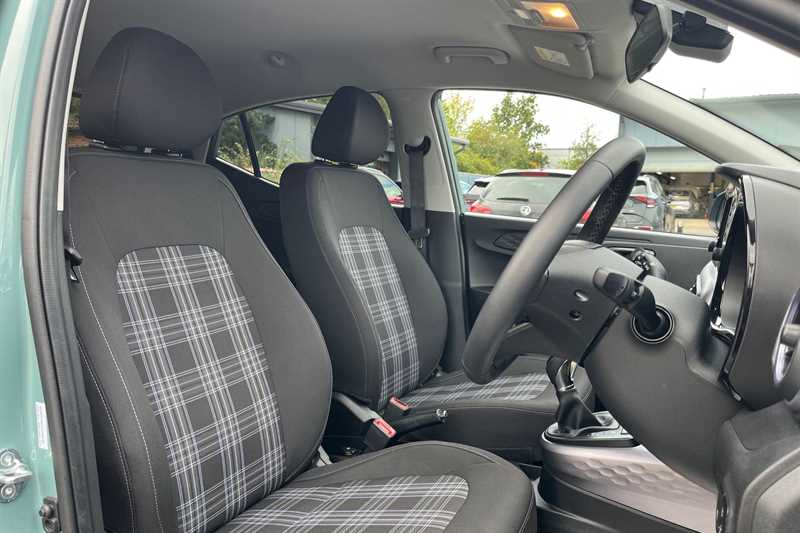 Used Hyundai i10 for sale - 76462831: Photo 23