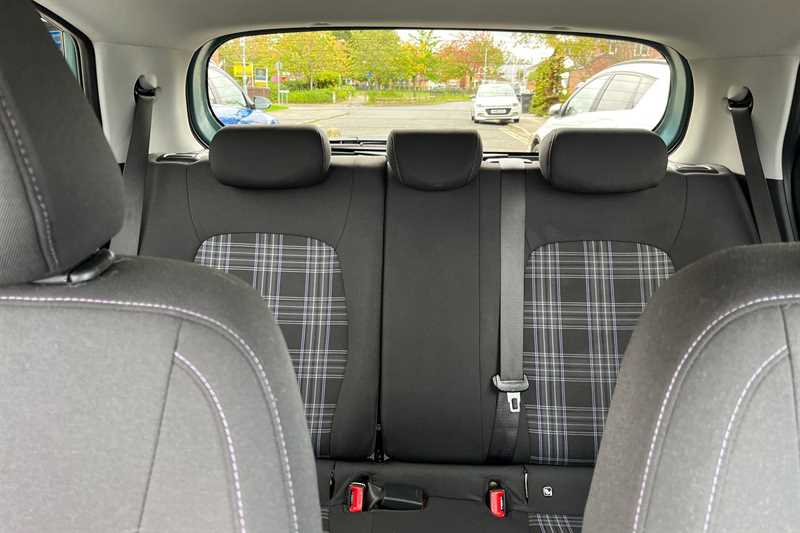 Used Hyundai i10 for sale - 76462831: Photo 24