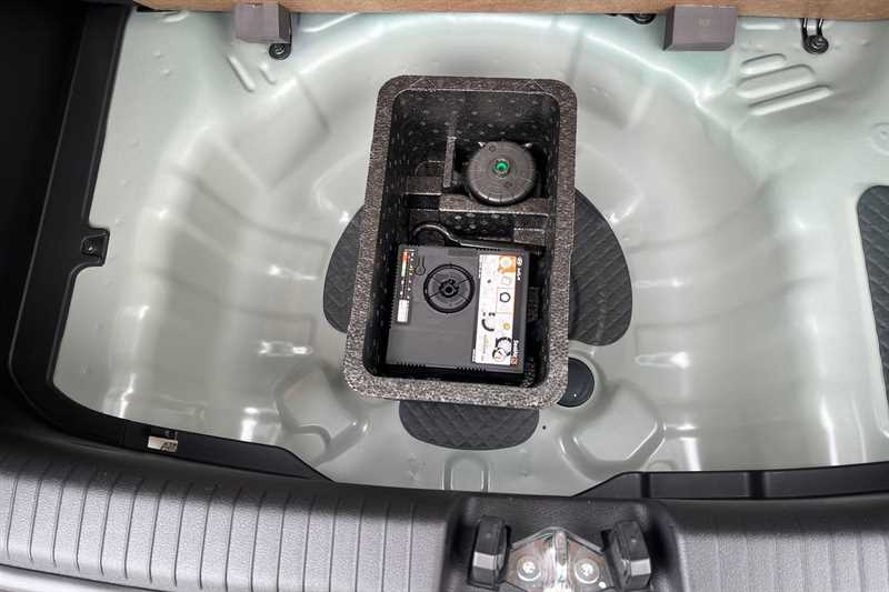 Used Hyundai i10 for sale - 76462831: Photo 37