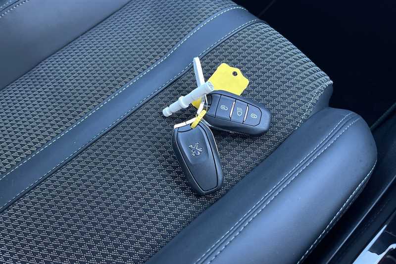 Used Peugeot 2008 2022 for sale - 77930047: Photo 36