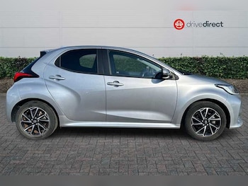 Used Toyota Yaris 2022 for sale - 75672174: Photo