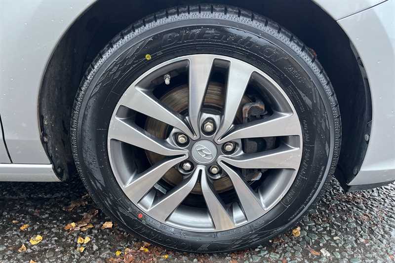 Used Hyundai i30 2017 for sale - 76956542: Photo 12