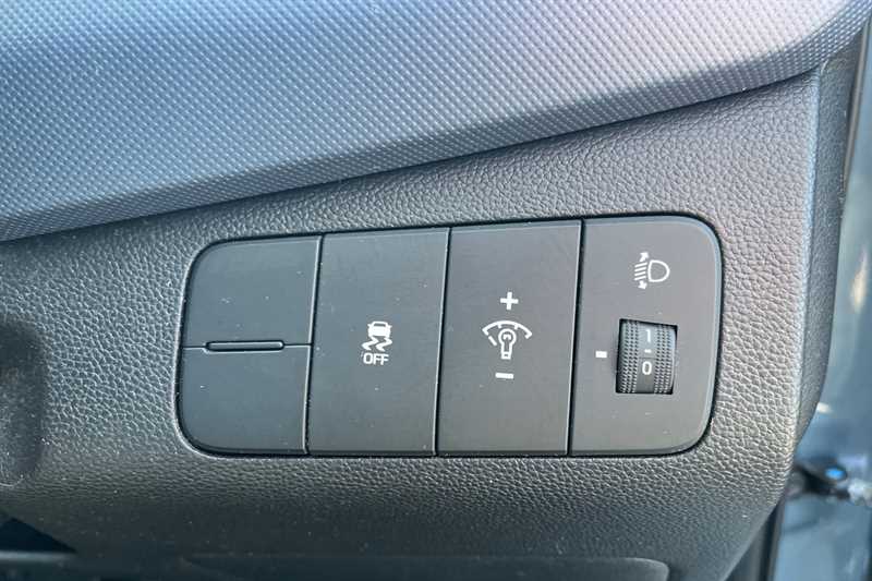 Used Hyundai i10 2016 for sale - 78208642: Photo 38