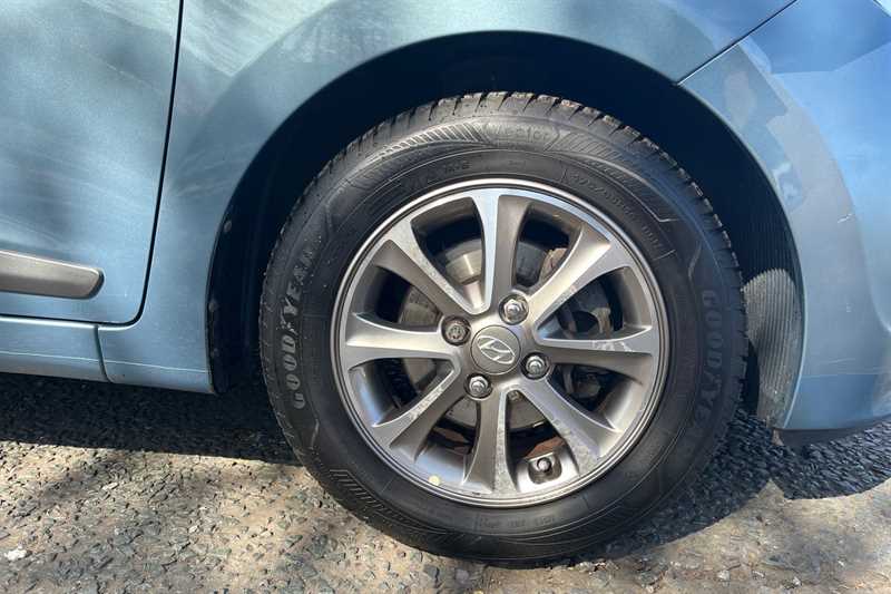 Used Hyundai i10 2016 for sale - 78208642: Photo 9