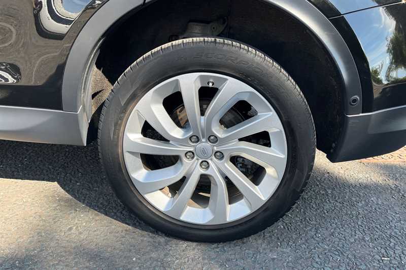 Used Land Rover Discovery Sport 2021 for sale - 76530756: Photo 11