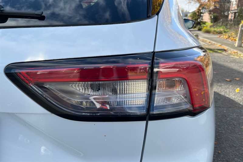 Used Ford Kuga 2022 for sale - 76462429: Photo 32