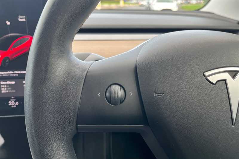 Used Tesla Model 3 2019 for sale - 76489611: Photo 21