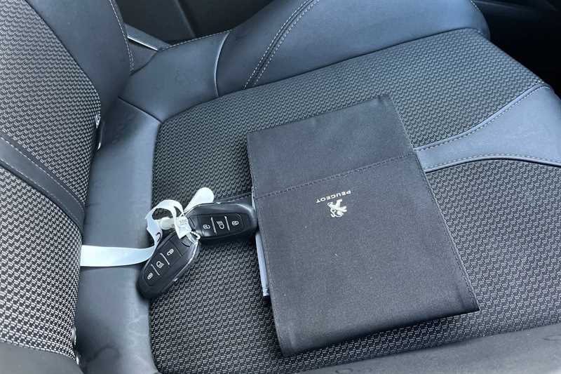 Used Peugeot 3008 2022 for sale - 77309379: Photo 36