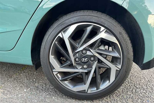 Used Hyundai i20 2023 for sale - 76140504: Photo 11