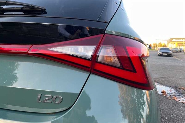 Used Hyundai i20 2023 for sale - 76140504: Photo 32