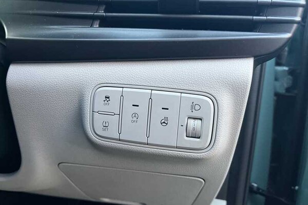 Used Hyundai i20 2023 for sale - 76140504: Photo 39